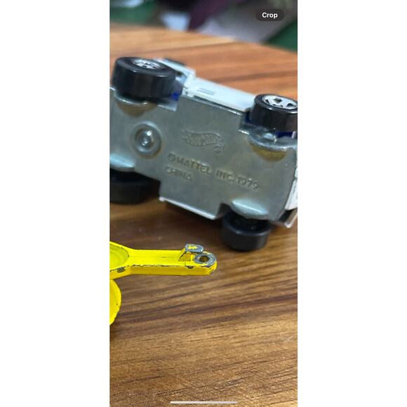 Vintage Bundle: Redline Hot Wheels, Matchbox, and FREE 1966 Collector's Case - Picture 11 of 15